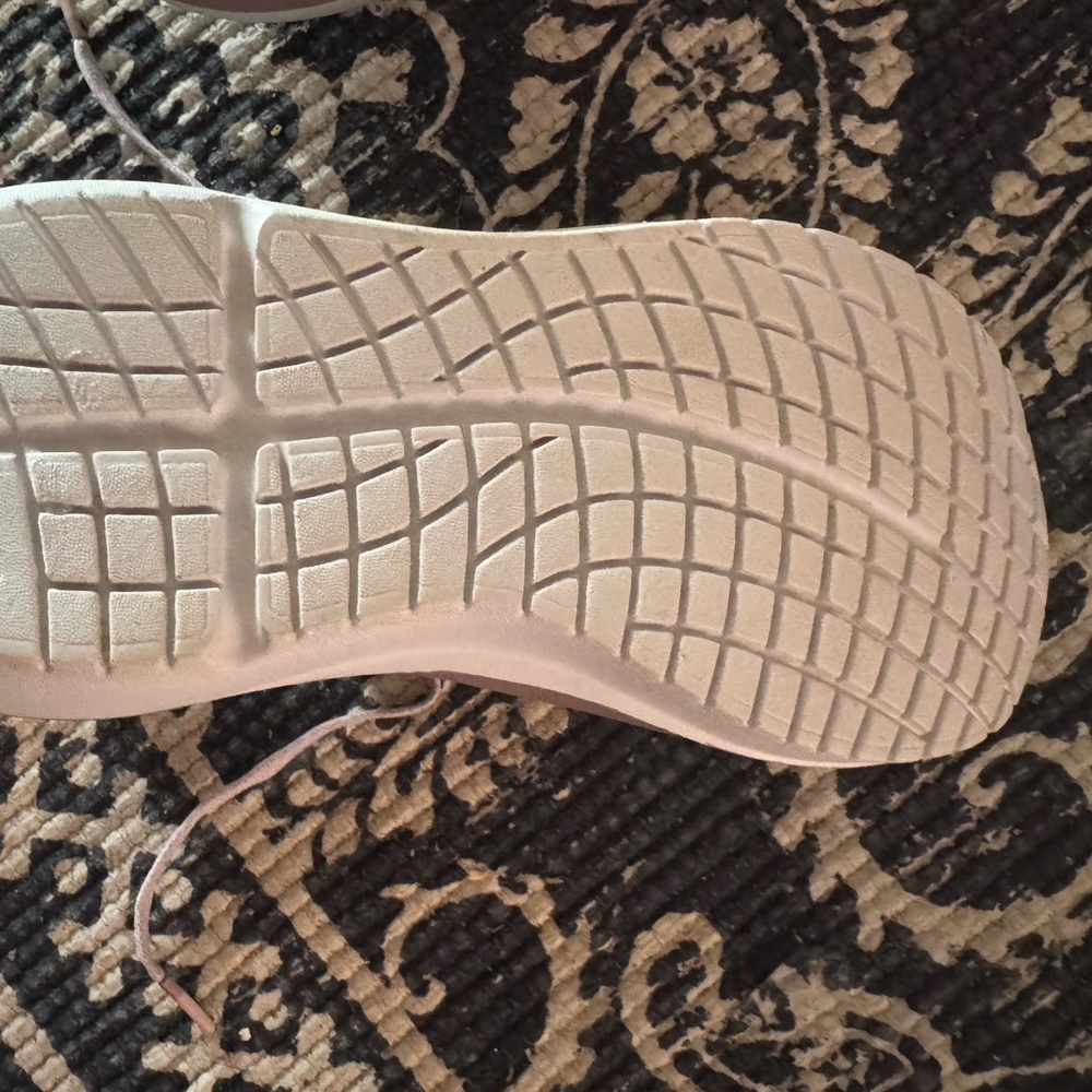 OOFOS Women's Sneakers - White